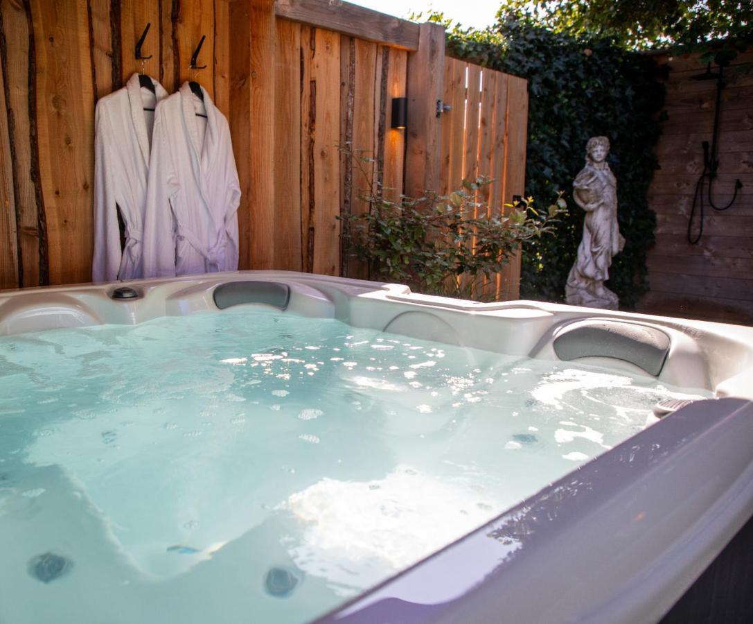 B&B Joli Met Prive Wellness 벨멜딘게 외부 사진